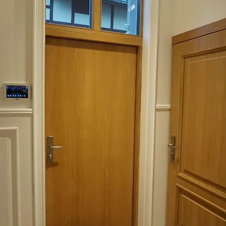 Home3city Morski Studio Apartman *
